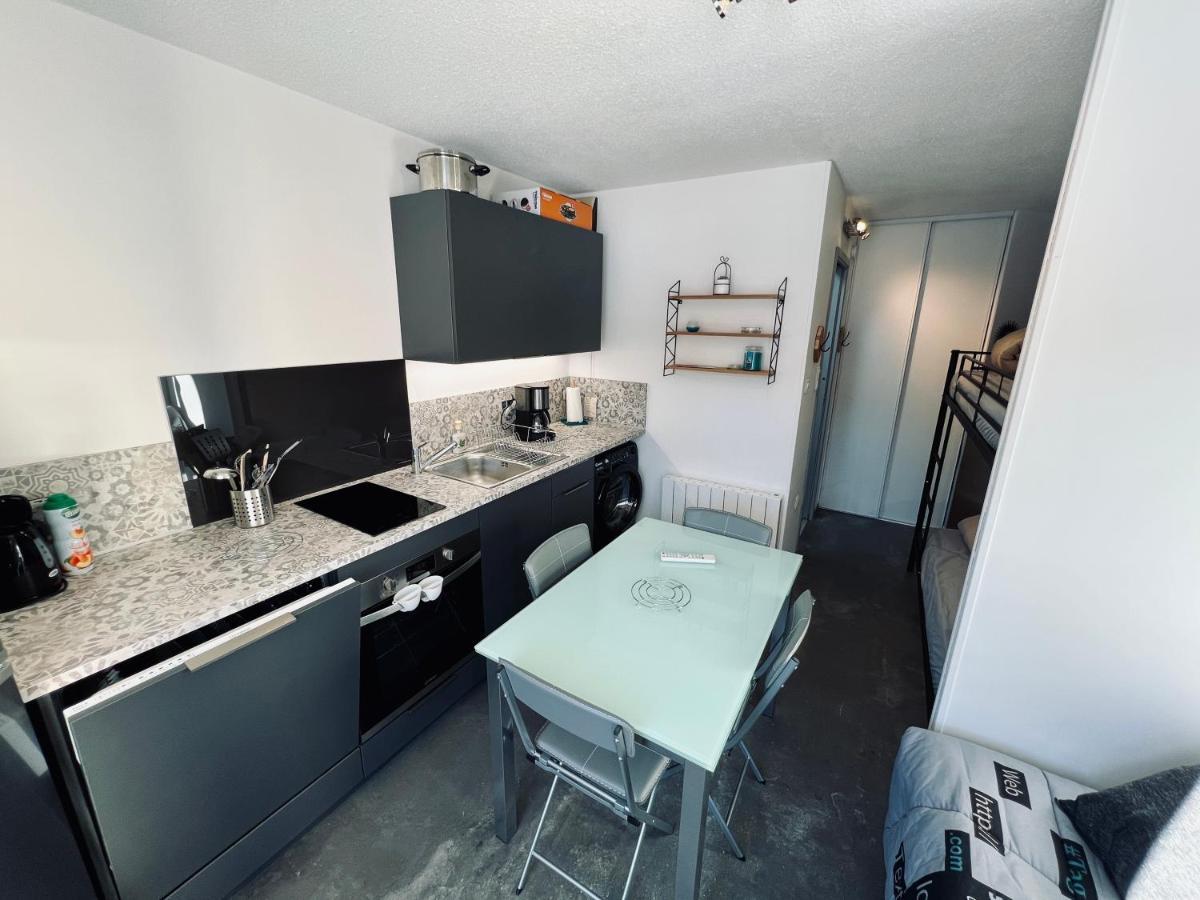Studio Centre Station - Refait A Neuf 4 Personnes Laveissiere Exterior photo
